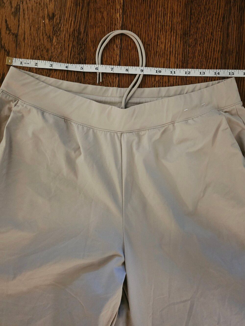 Two pairs Uniqlo Ultra AIRsim Jogger Pants Tan Navy Stretch Cool Lightweight L - Picture 11 of 13